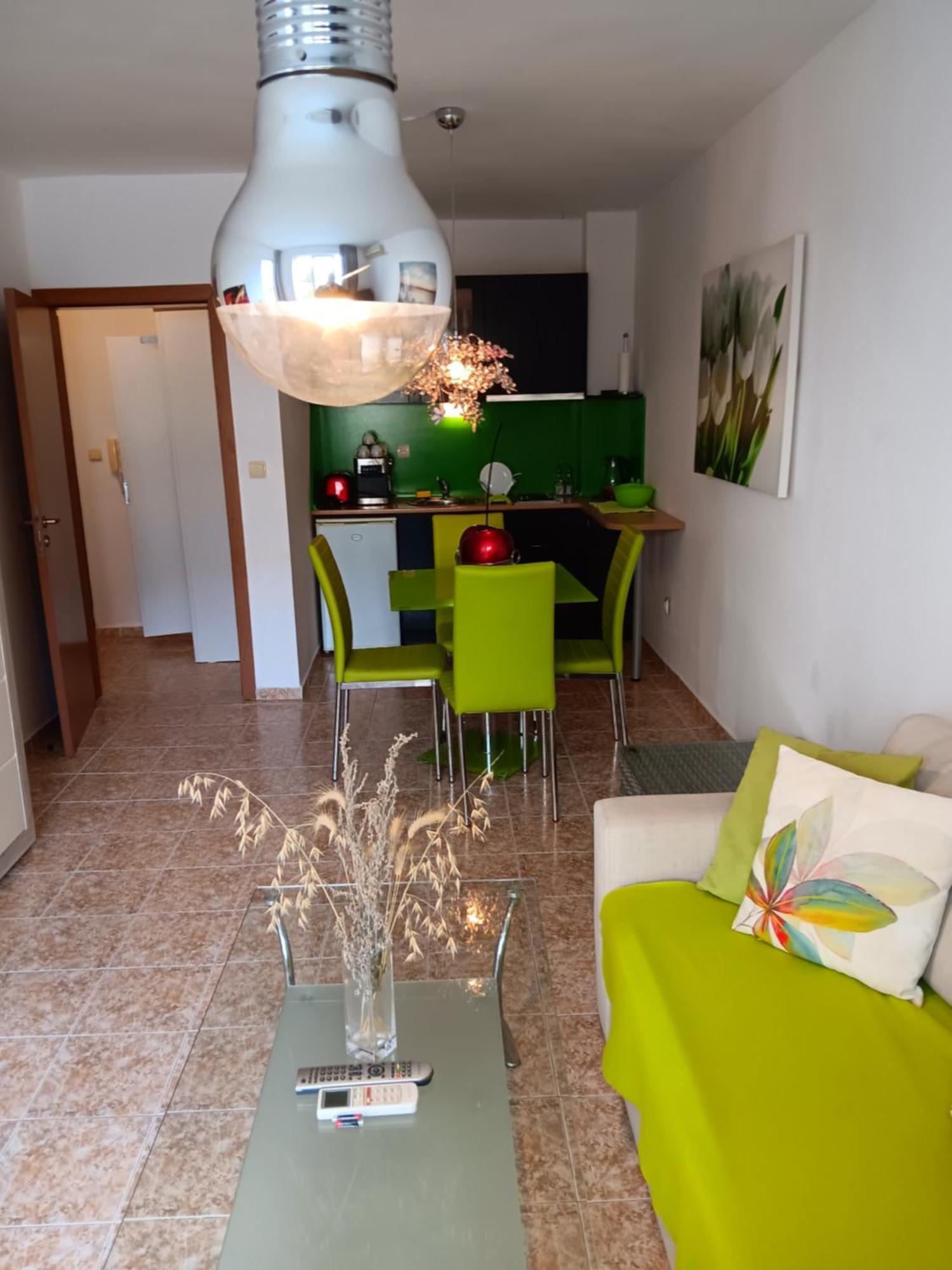 Aparthotel Rutland Bay 拉夫达 外观 照片